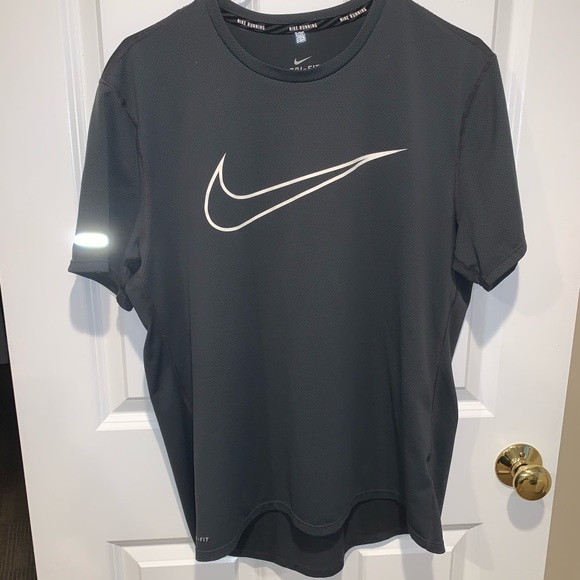 reflective shirts nike